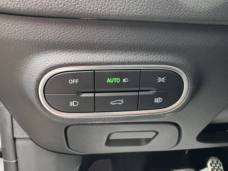 Image secondaire du véhicule 18