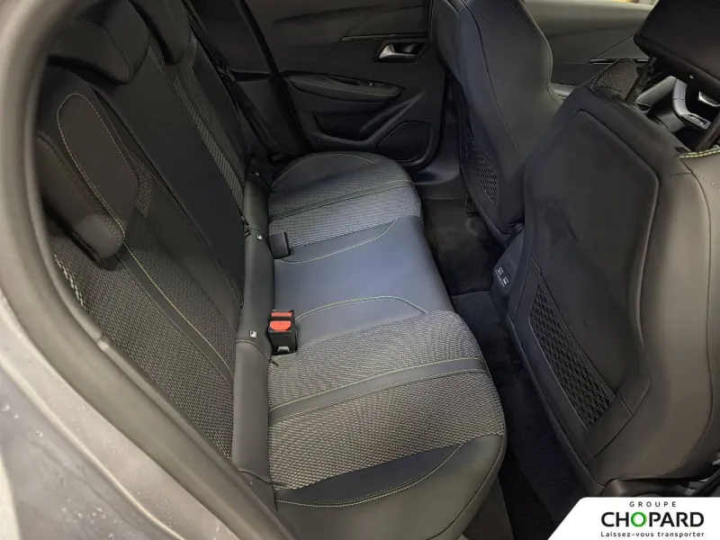 Image secondaire du véhicule 12