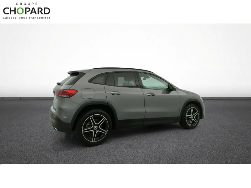 Image secondaire du véhicule 10