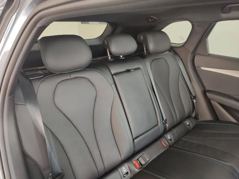 Image secondaire du véhicule 13