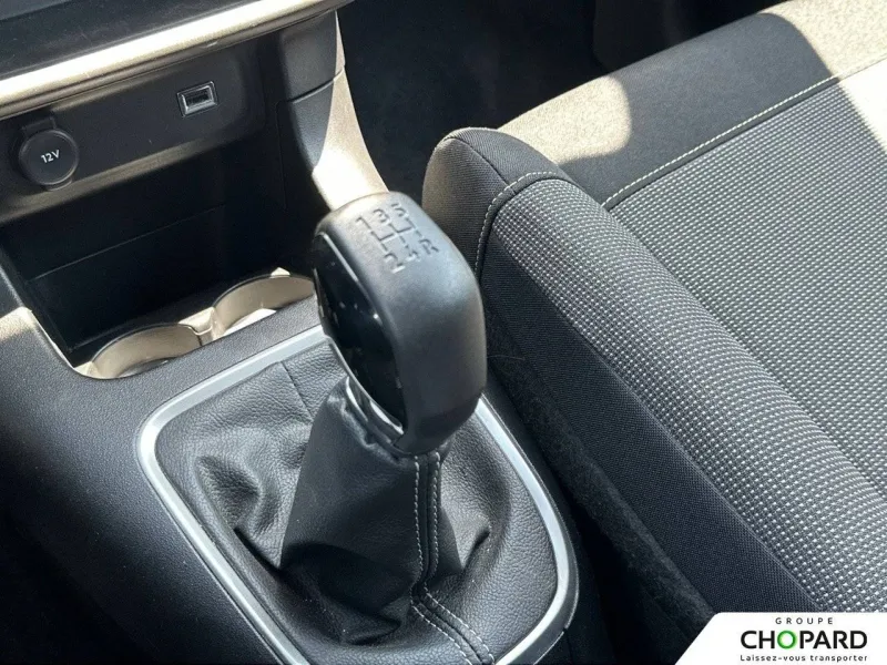 Image secondaire du véhicule 23