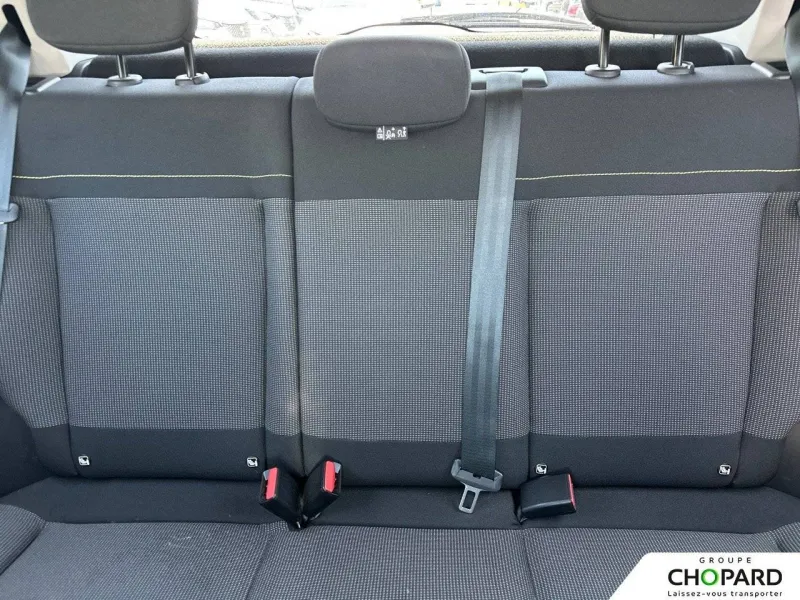 Image secondaire du véhicule 40