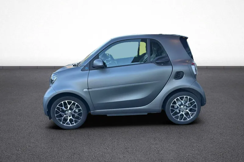 Image secondaire du véhicule 4