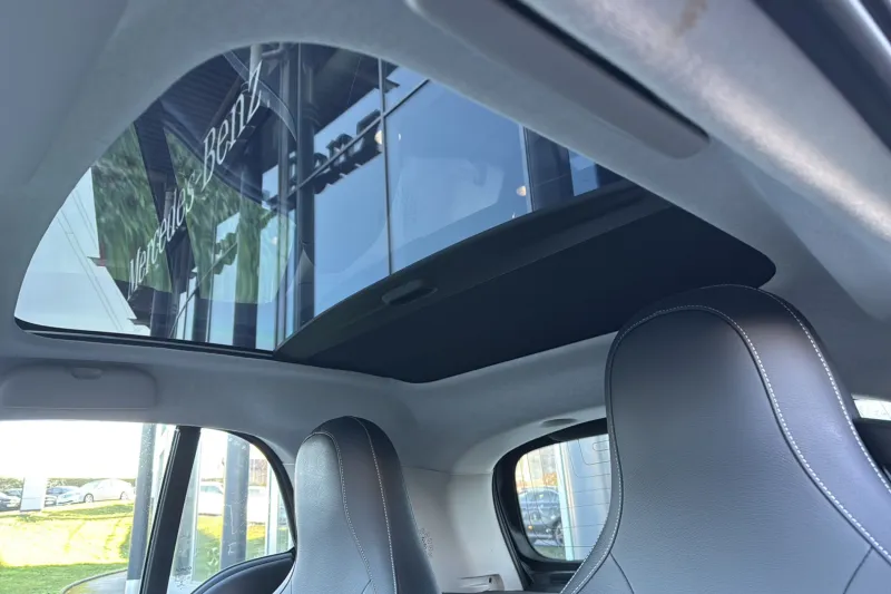 Image secondaire du véhicule 22