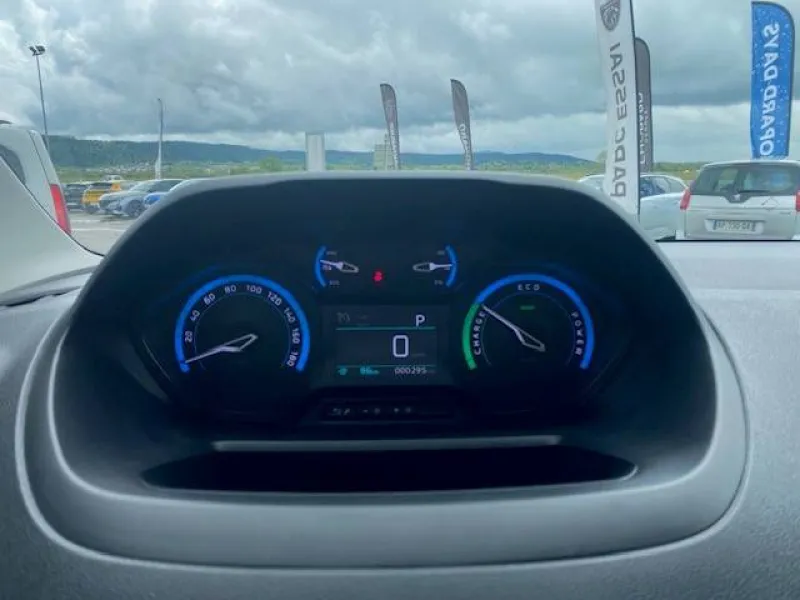 Image secondaire du véhicule 11