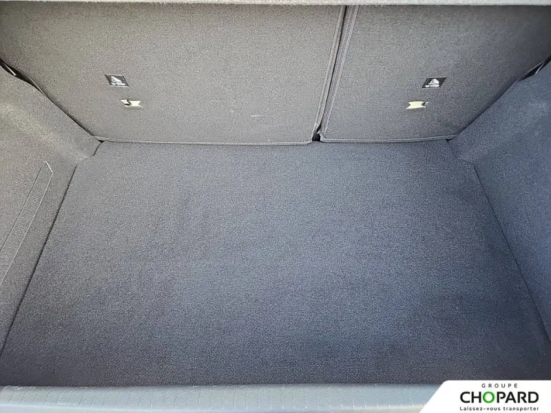 Image secondaire du véhicule 9