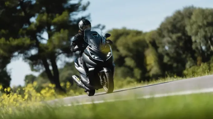 Zontes 368 E : 3/4 avant