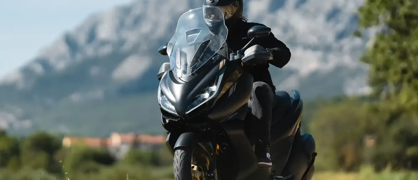 Zontes 368 E : Face avant