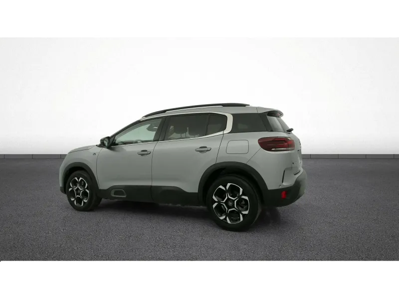 Image secondaire du véhicule 6