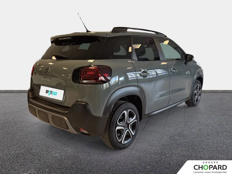 Image secondaire du véhicule 9