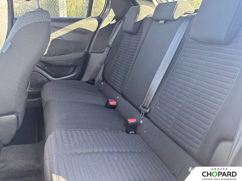 Image secondaire du véhicule 12