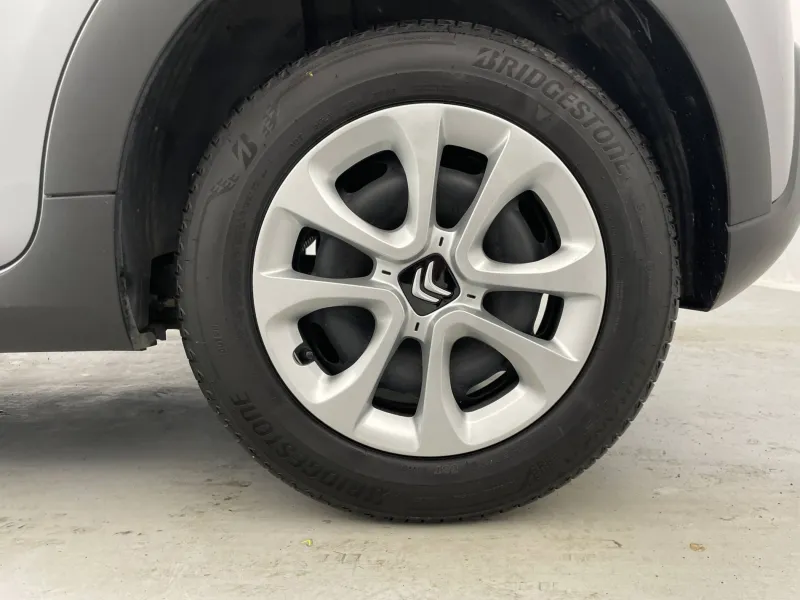 Image secondaire du véhicule 17