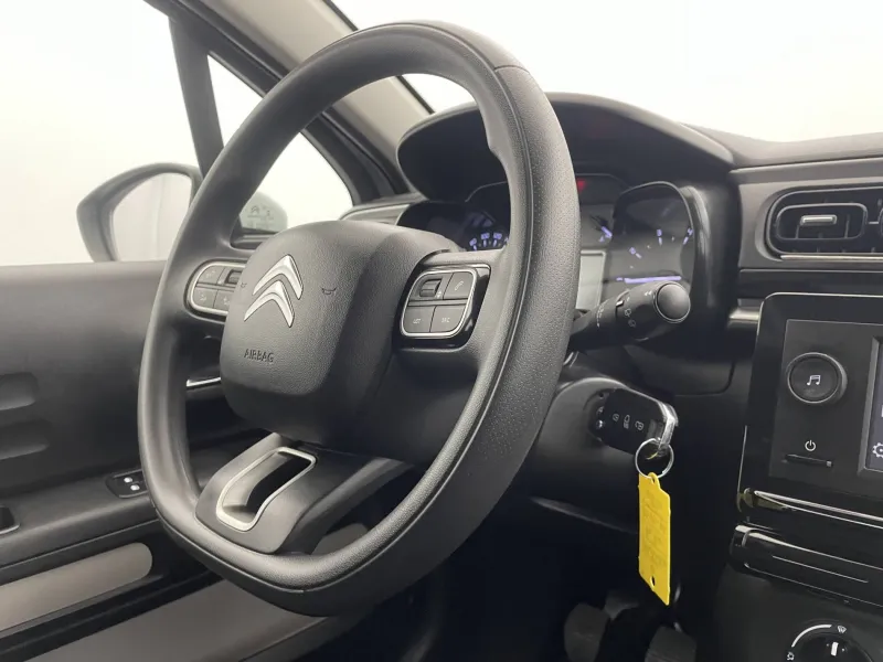 Image secondaire du véhicule 30