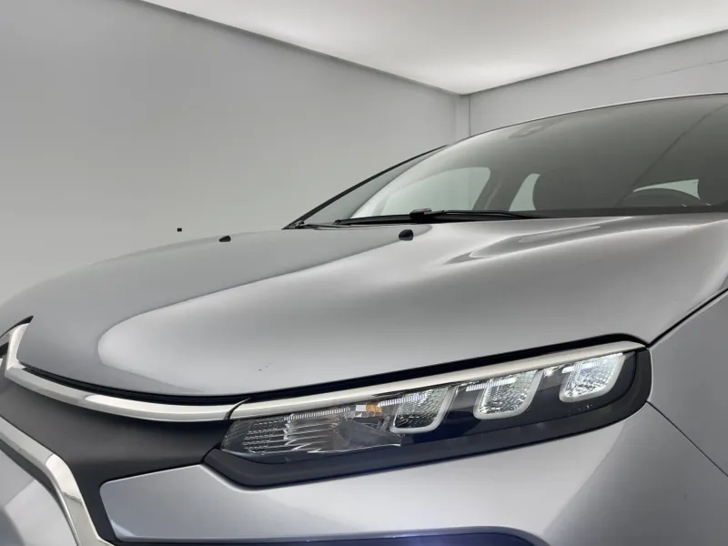 Image secondaire du véhicule 33