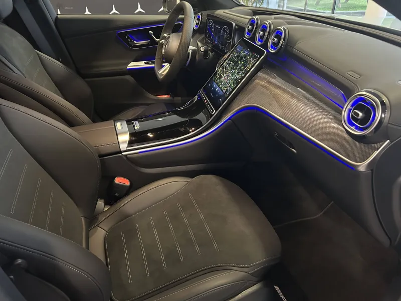 Image secondaire du véhicule 4