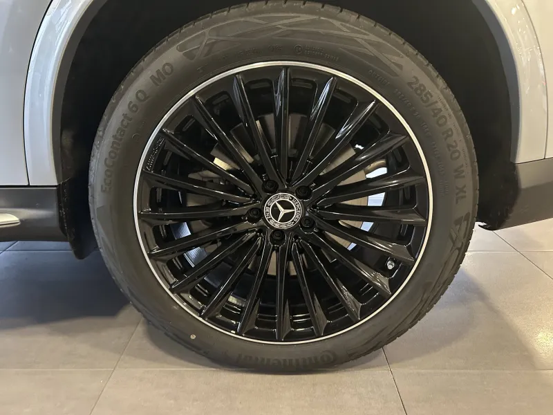 Image secondaire du véhicule 8