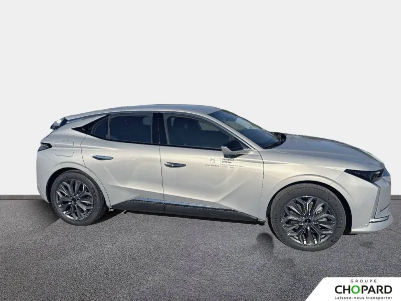 Image secondaire du véhicule 10