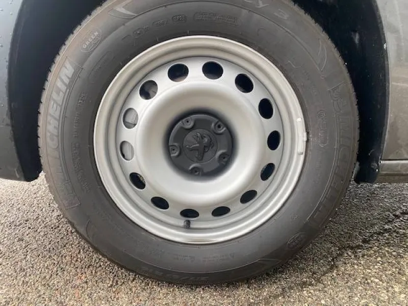 Image secondaire du véhicule 18