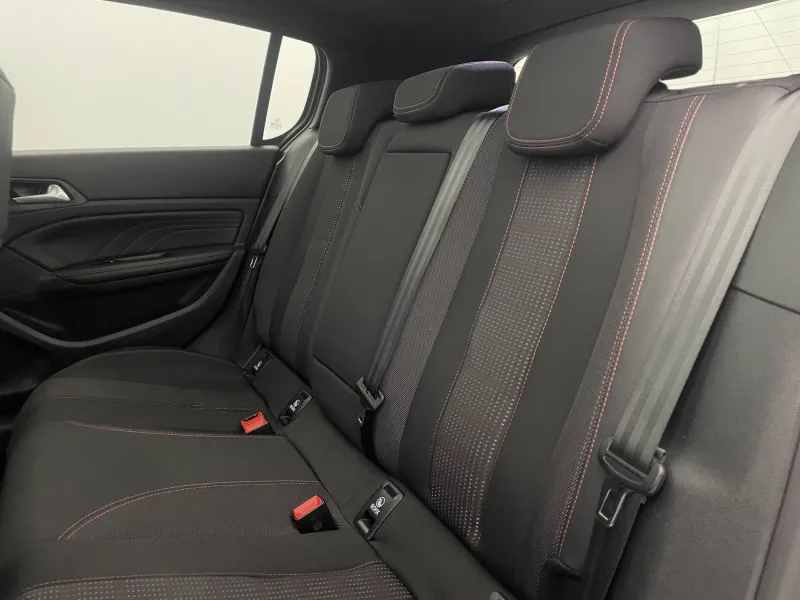 Image secondaire du véhicule 16