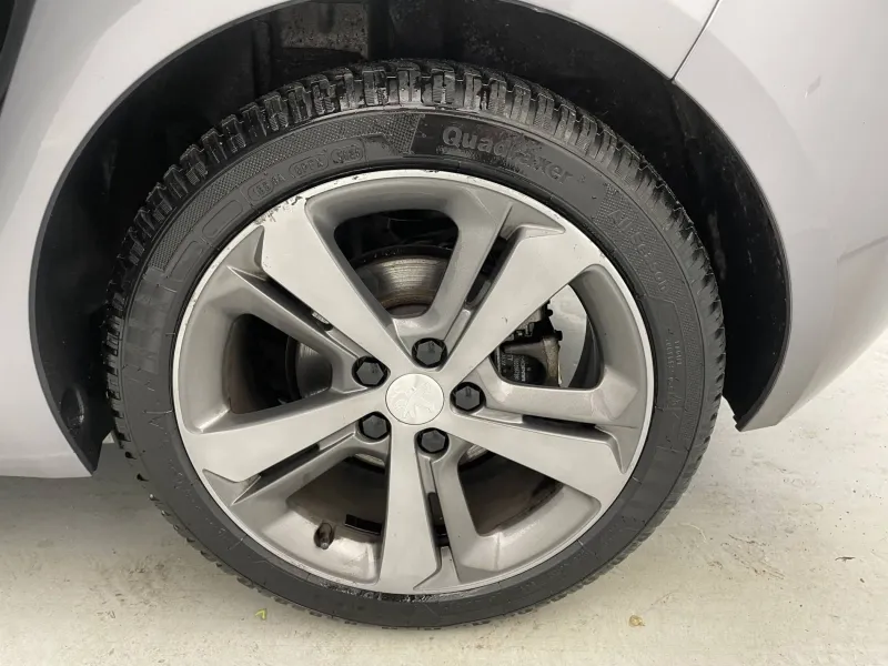 Image secondaire du véhicule 17