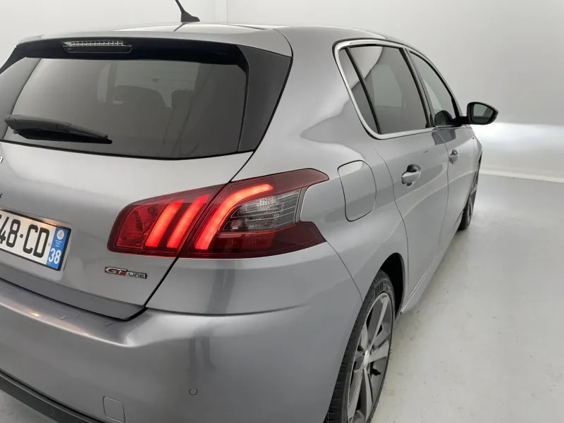 Image secondaire du véhicule 33