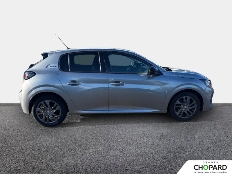 Image secondaire du véhicule 10