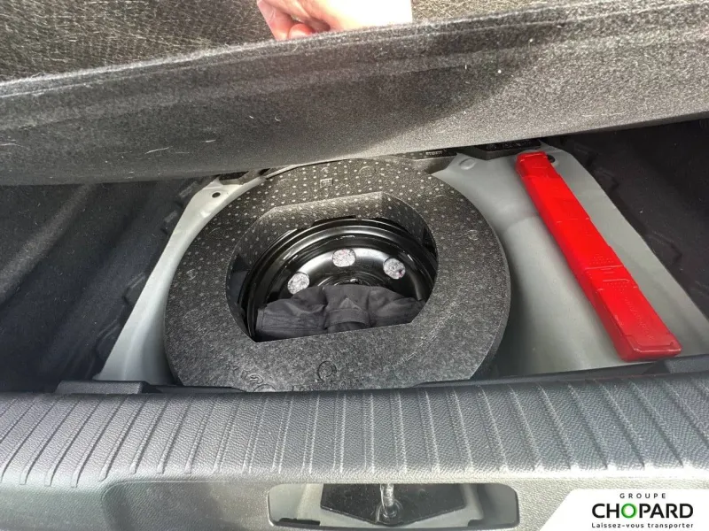 Image secondaire du véhicule 25