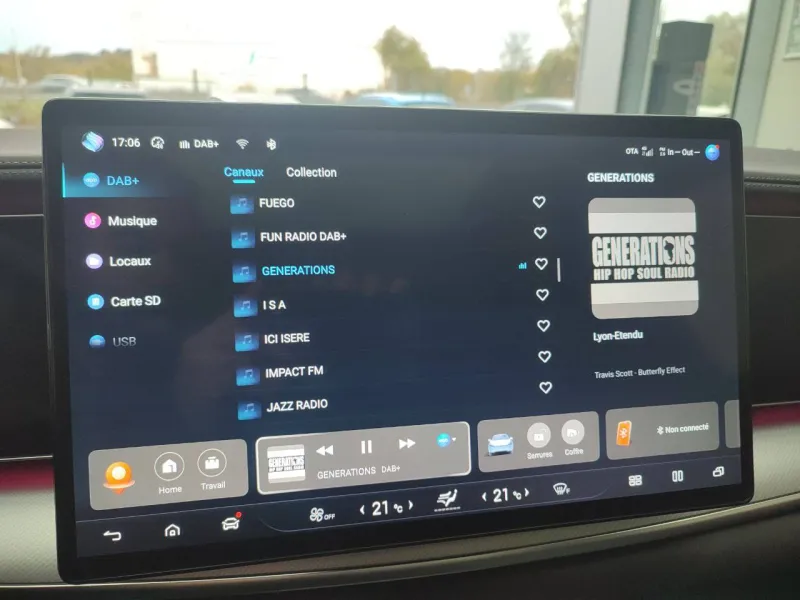 Image secondaire du véhicule 23