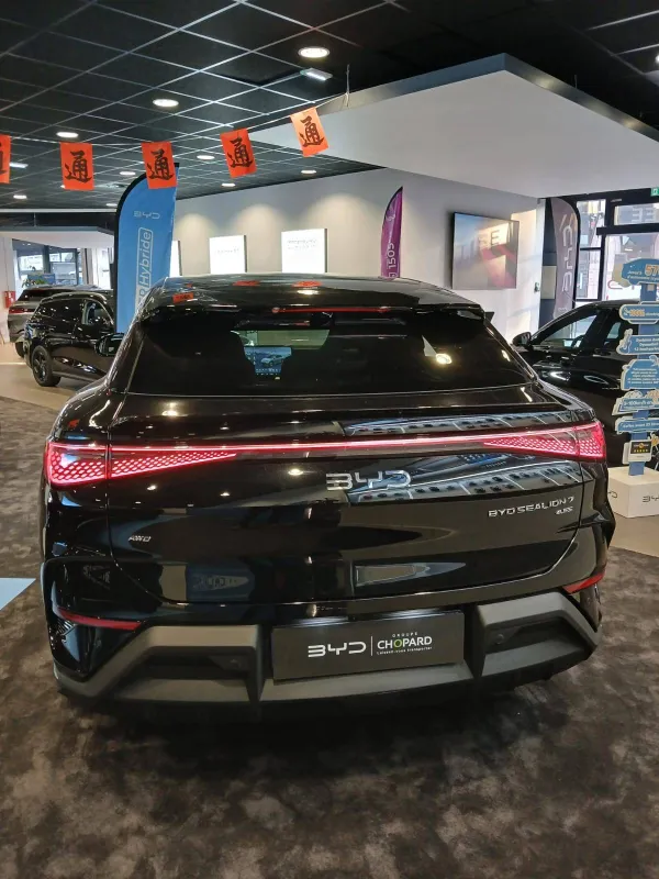 Image secondaire du véhicule 4