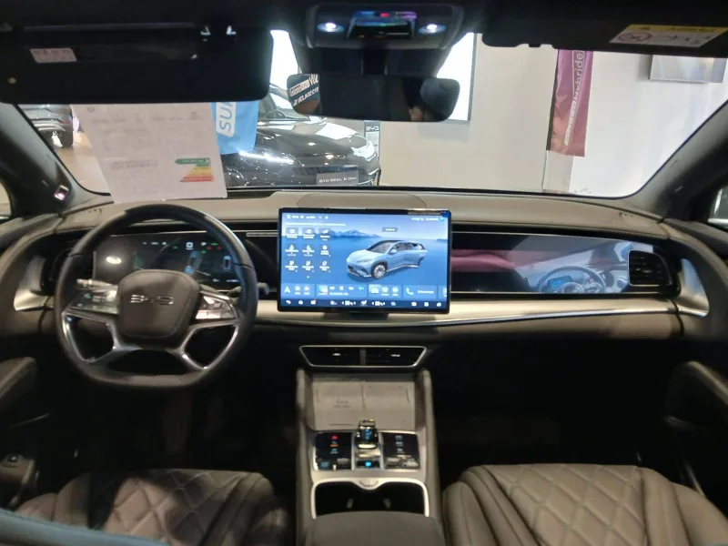 Image secondaire du véhicule 9