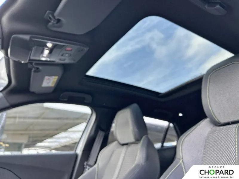 Image secondaire du véhicule 22