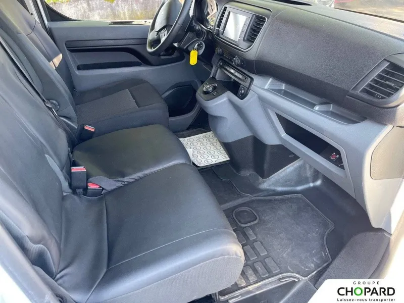 Image secondaire du véhicule 14