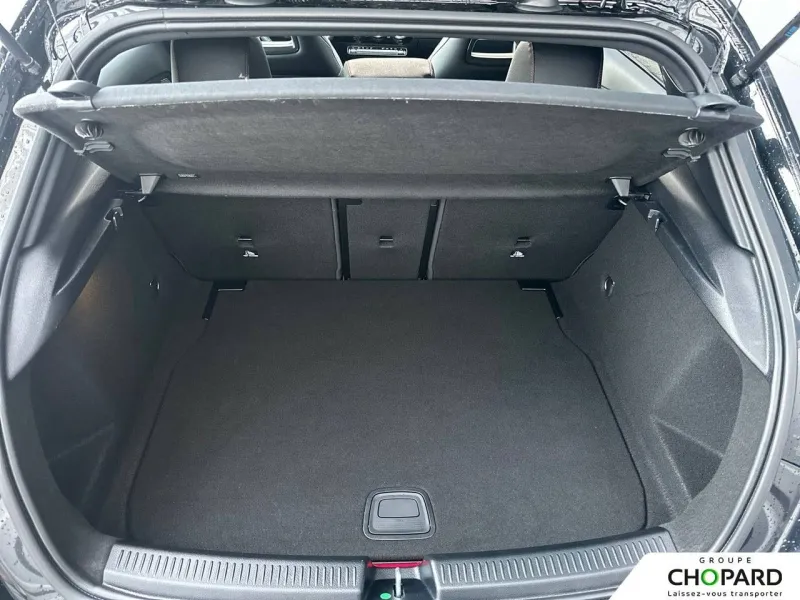 Image secondaire du véhicule 9