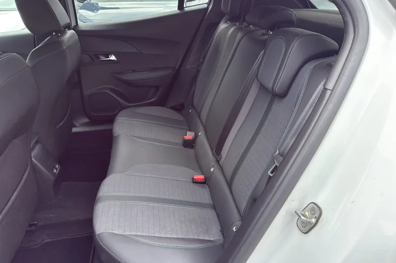 Image secondaire du véhicule 12