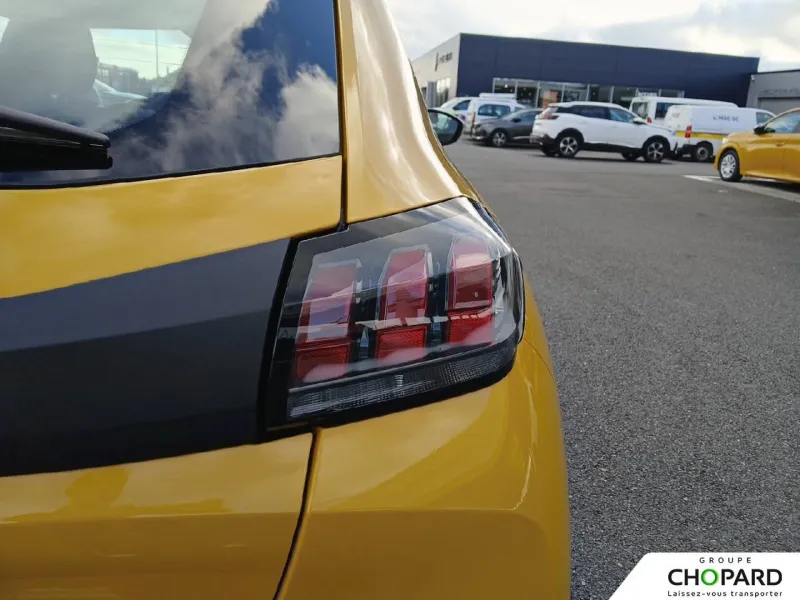 Image secondaire du véhicule 24