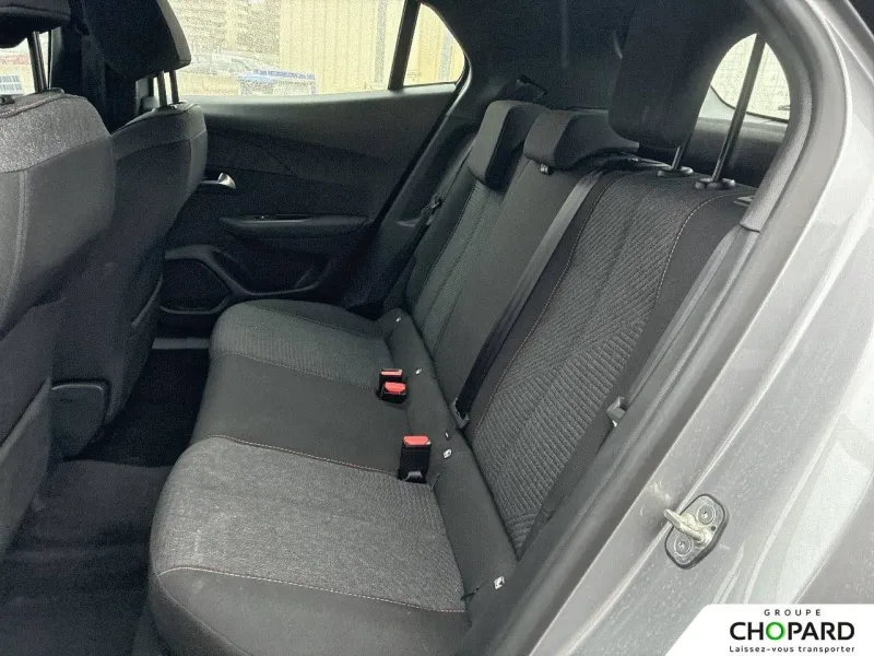 Image secondaire du véhicule 12