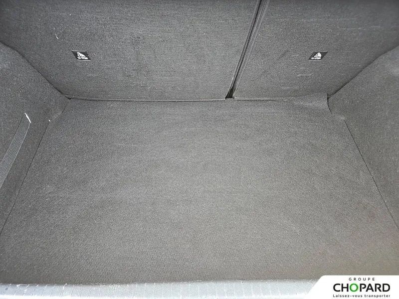 Image secondaire du véhicule 9