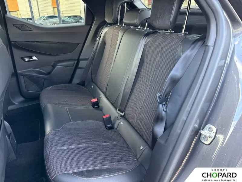 Image secondaire du véhicule 12