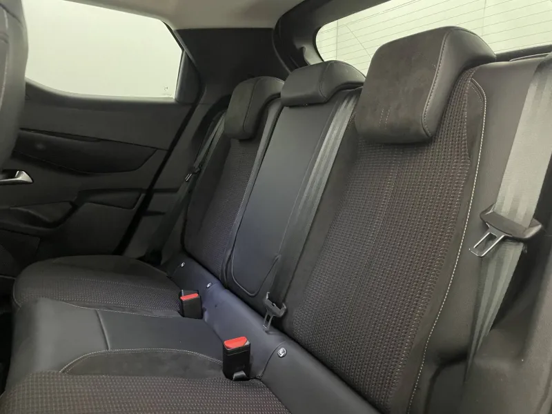 Image secondaire du véhicule 16