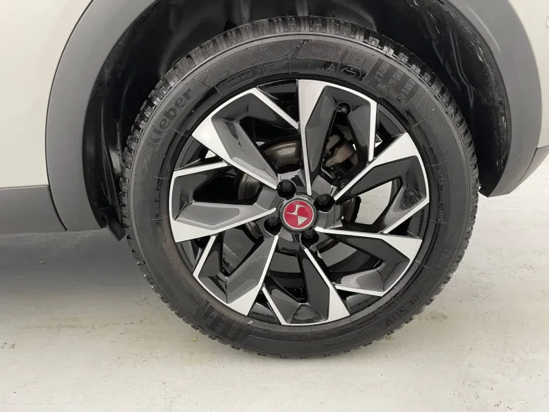 Image secondaire du véhicule 17