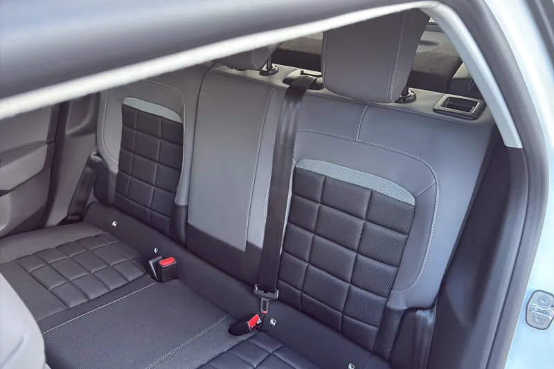 Image secondaire du véhicule 12