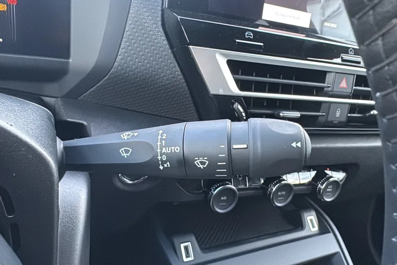 Image secondaire du véhicule 16