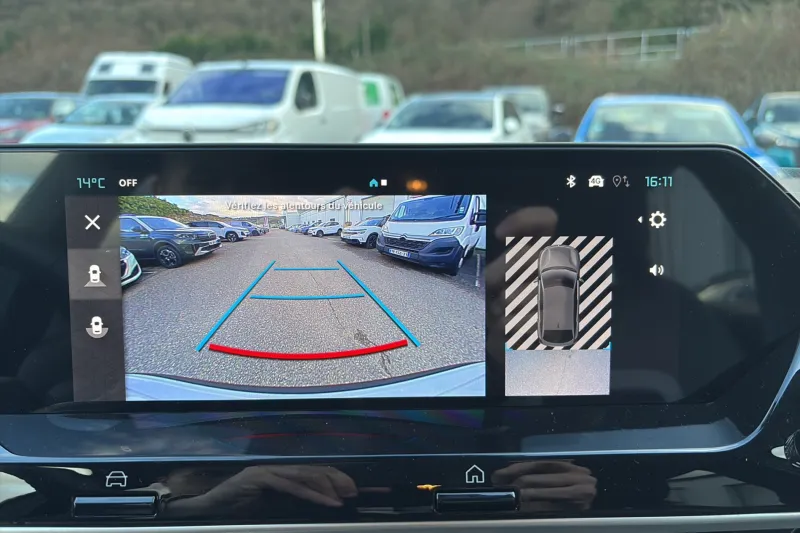 Image secondaire du véhicule 30