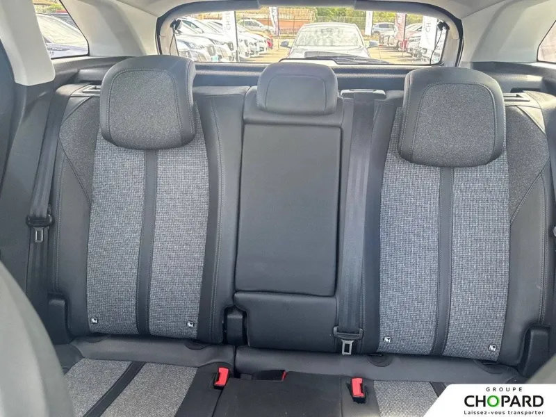 Image secondaire du véhicule 37