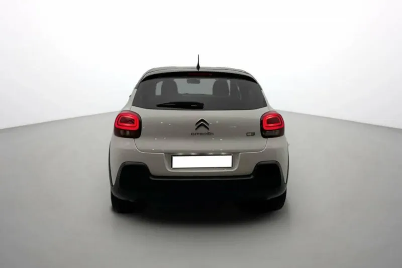 Image secondaire du véhicule 6