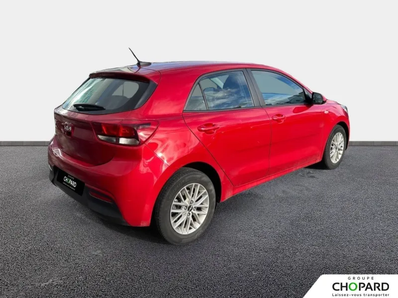 Image secondaire du véhicule 4