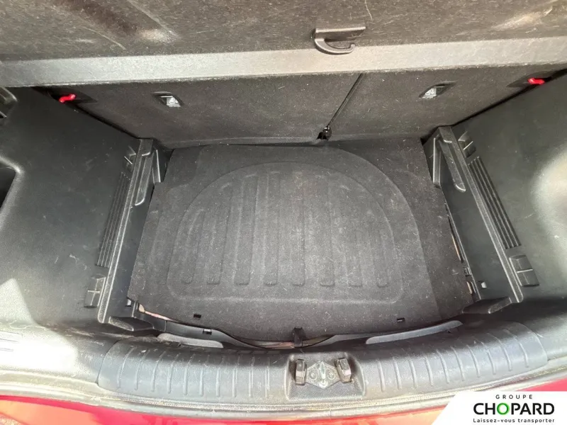 Image secondaire du véhicule 9