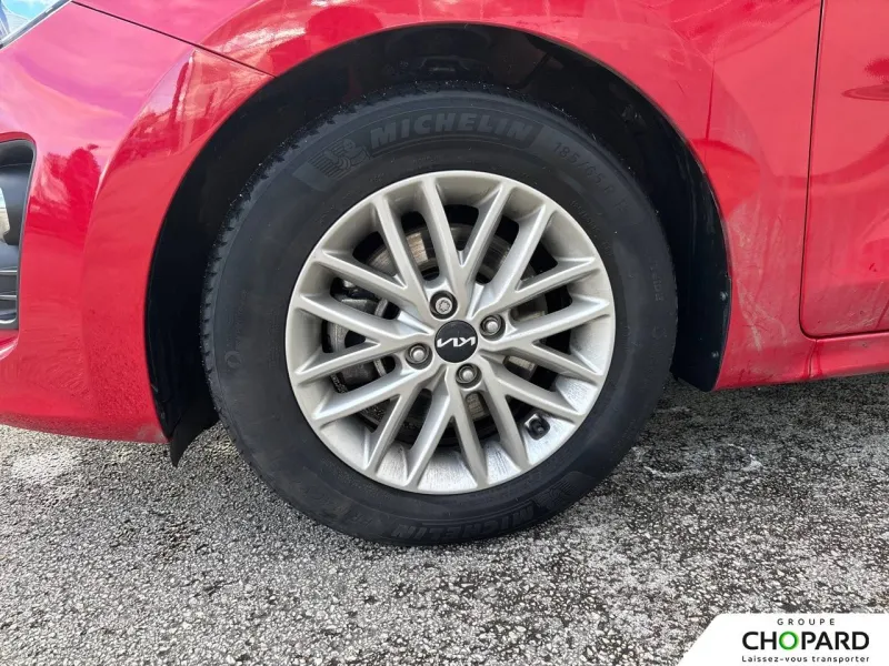 Image secondaire du véhicule 23