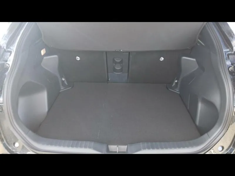 Image secondaire du véhicule 10