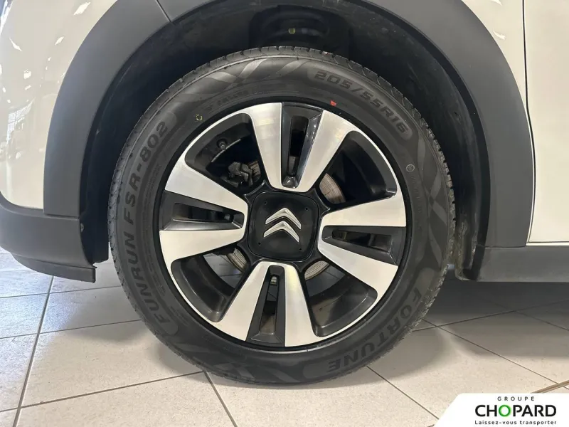 Image secondaire du véhicule 13